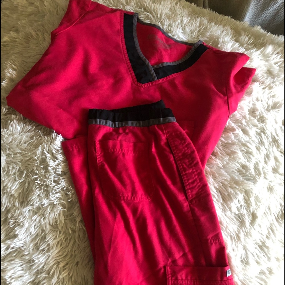 Greys anatomy woman’s scrub set